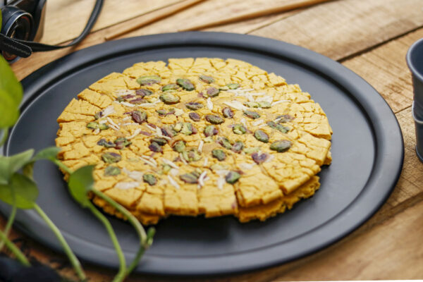 سوهان رویال پسته بادام 500 گرم